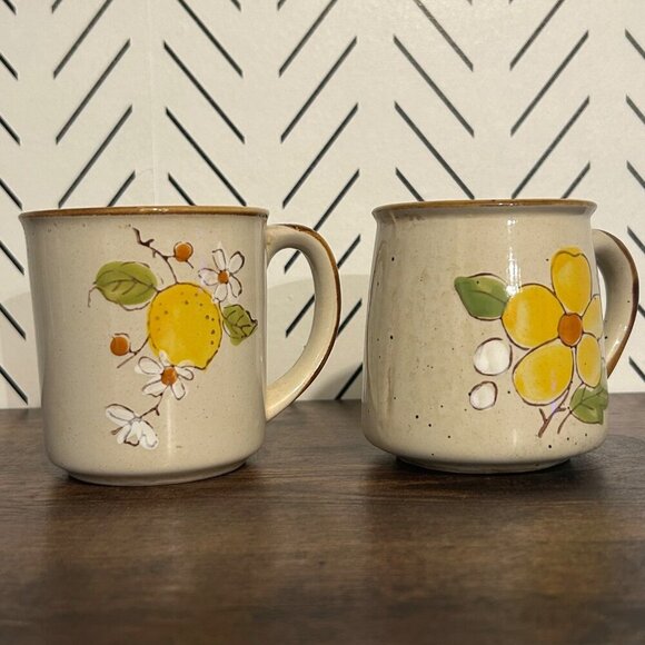 Vintage 2 NORLEANS Stoneware Speckled Mugs Hand Painted Yellow Flower Lemon 70's - Picture 8 of 8